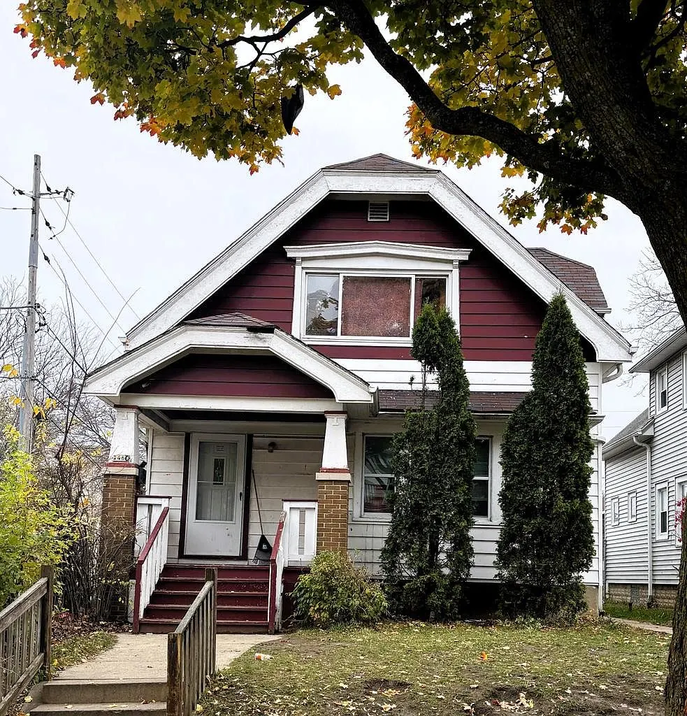 3460 N 1st St, Milwaukee, WI 53212